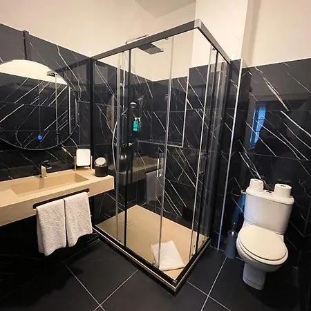 Le Sakura Hotel 3*
